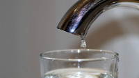 voda sklenice water-2057924 1280